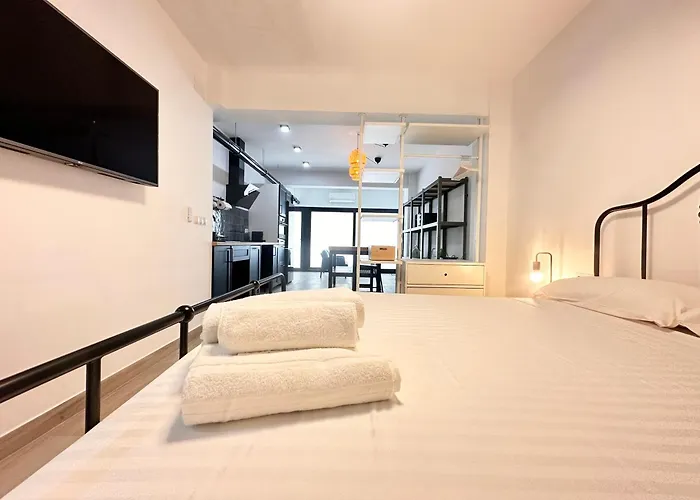Apartman Alberola Industrial Style *