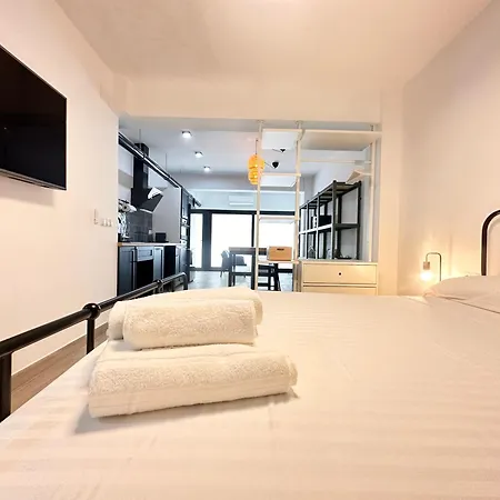 Apartment Alberola Industrial Style *